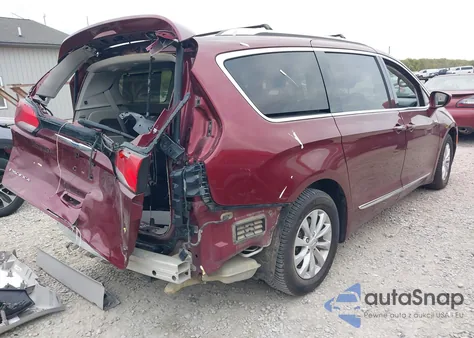 2018 Chrysler Pacifica Touring L Plus из США, поврежденный, VIN 2C4RC1EG4JR289613